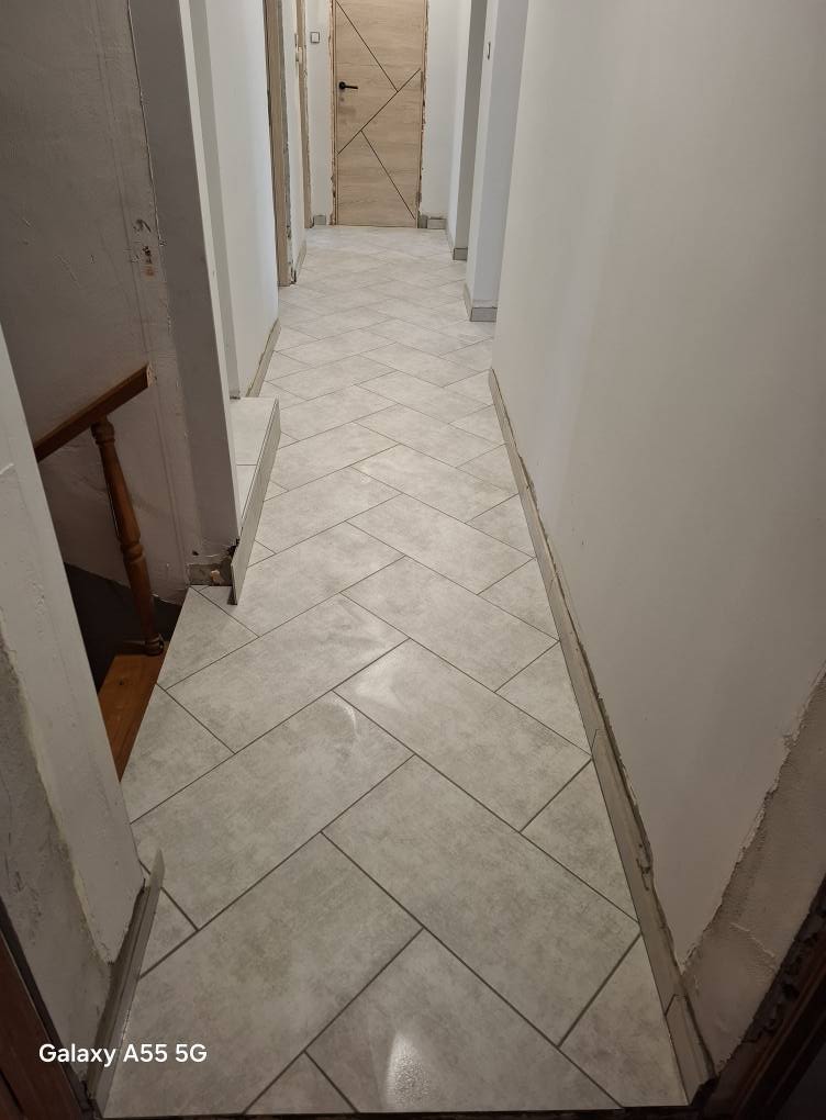 Halszálka mintás padlóburkolás